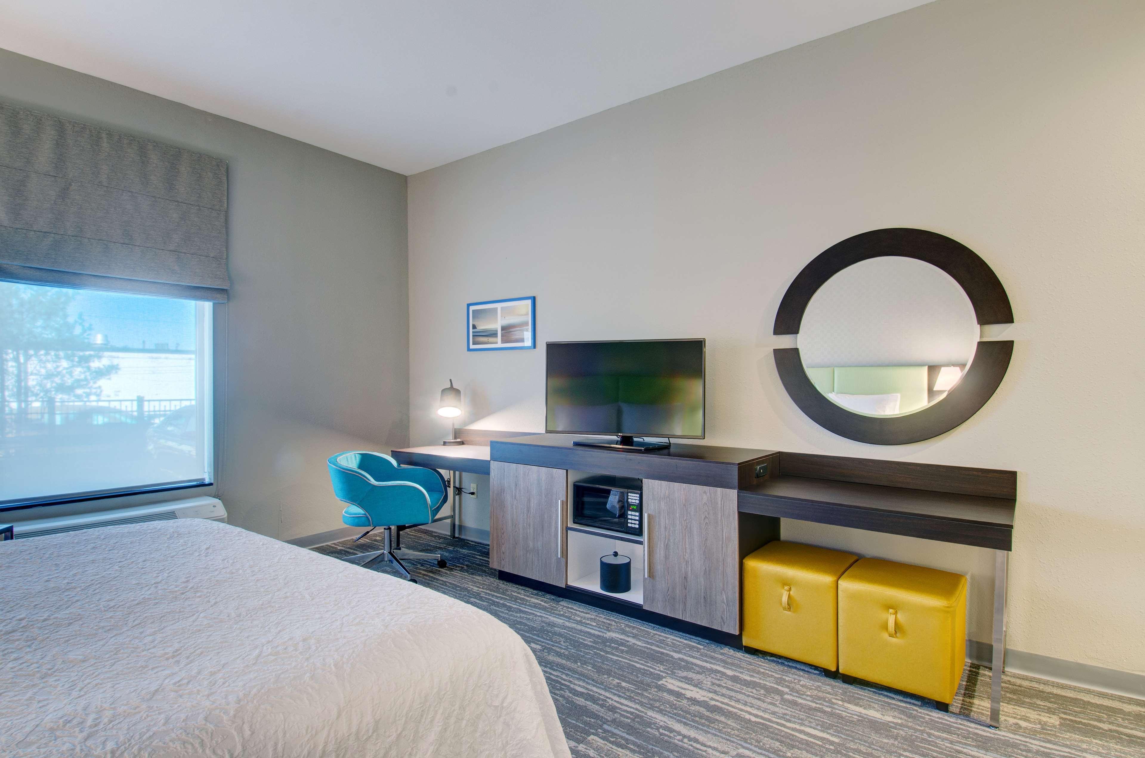 Hampton Inn & Suites Boston/Stoughton Exterior photo